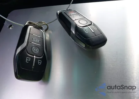 2017 Ford Explorer Limited z USA, uszkodzony, nr VIN 1FM5K7F83HGB48003